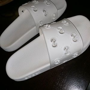 Gucci Slides ✨